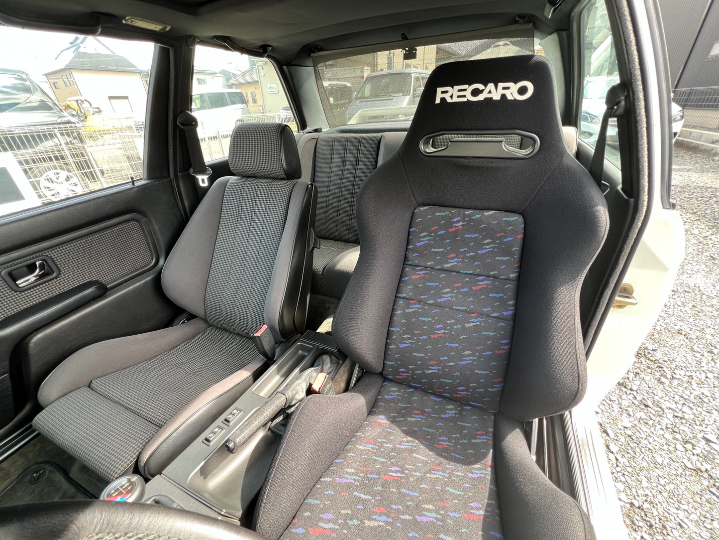 BMW M3 | E30 | 196.978 km | 215 PS | Schiebedach | Coupé | Historie!