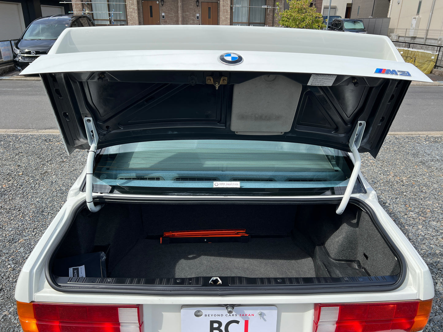 BMW M3 | E30 | 196.978 km | 215 PS | Schiebedach | Coupé | Historie!