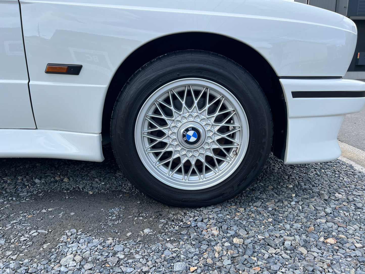 BMW M3 | E30 | 196.978 km | 215 PS | Schiebedach | Coupé | Historie!