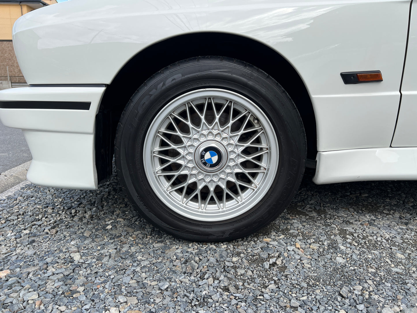 BMW M3 | E30 | 196.978 km | 215 PS | Schiebedach | Coupé | Historie!