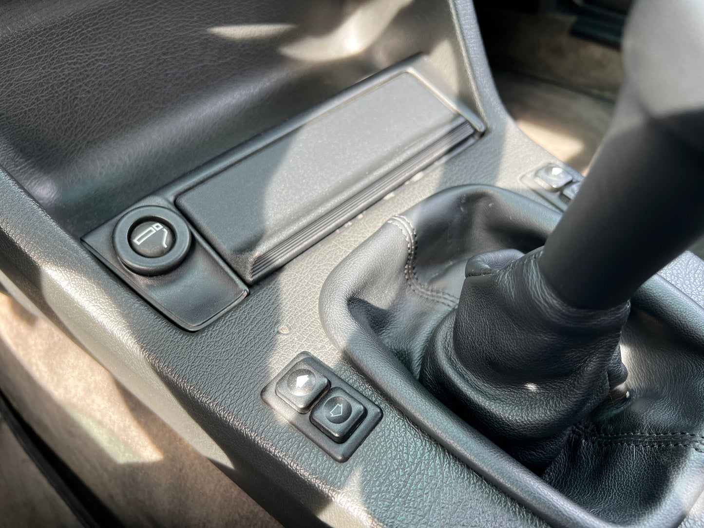 BMW M3 | E30 | 196.978 km | 215 PS | Schiebedach | Coupé | Historie!