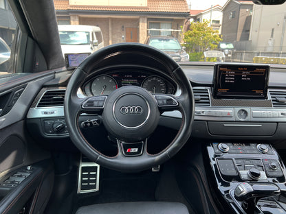 Audi S8 plus | quattro A8 | 4,0L V8 | 175.298 km | 605 PS | Limousine