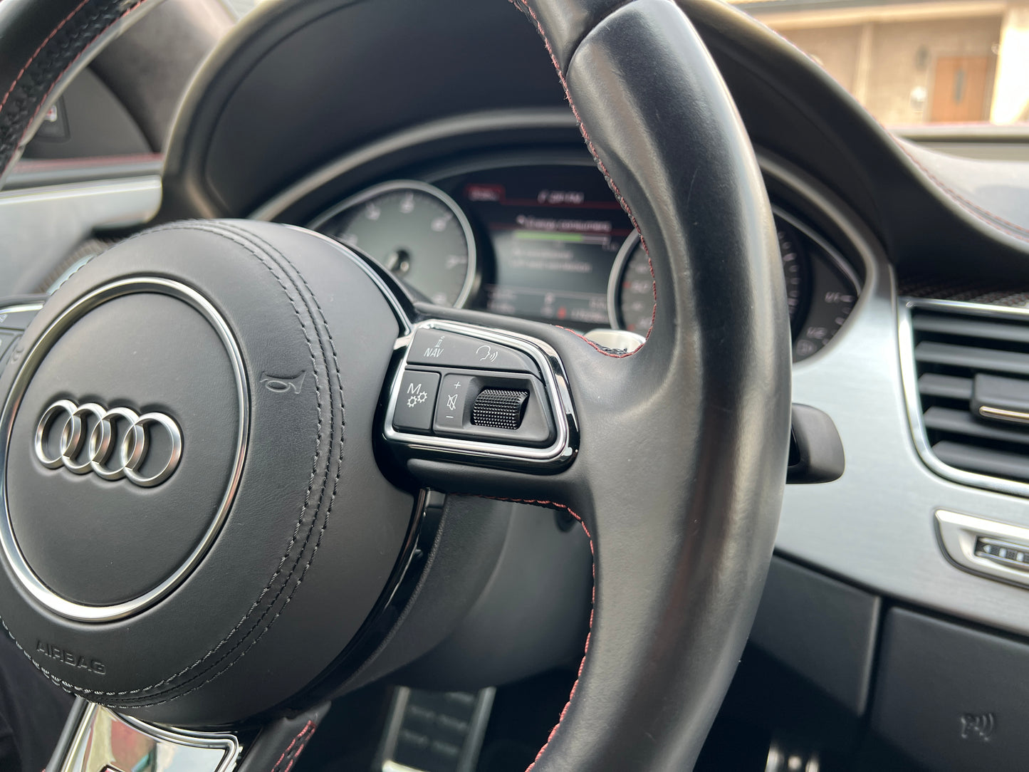 Audi S8 plus | quattro A8 | 4,0L V8 | 175.298 km | 605 PS | Limousine