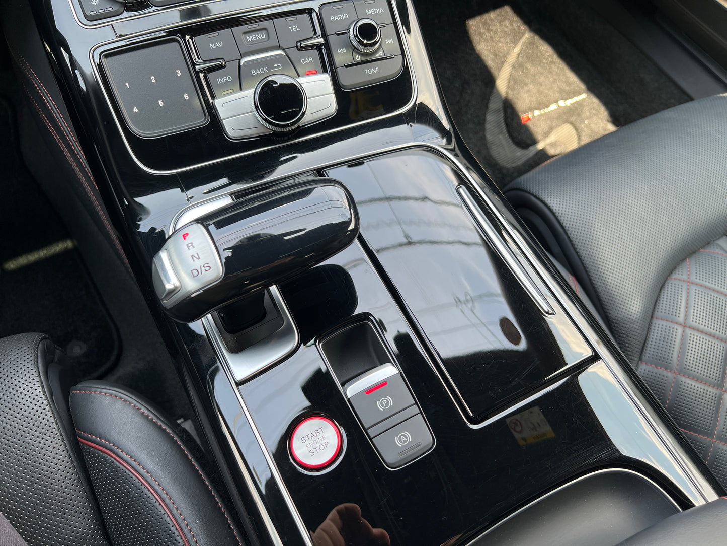 Audi S8 plus | quattro A8 | 4,0L V8 | 175.298 km | 605 PS | Limousine