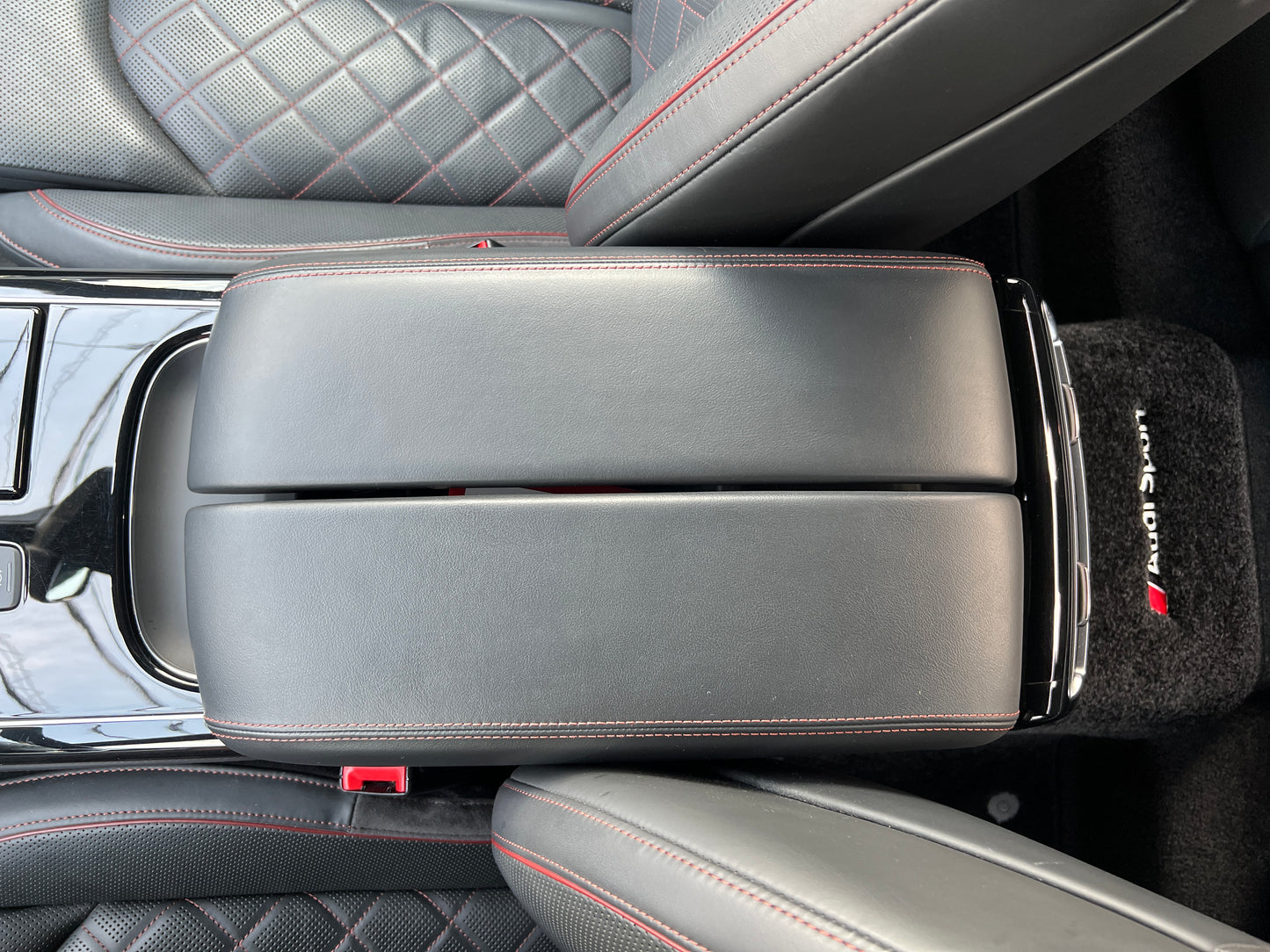 Audi S8 plus | quattro A8 | 4,0L V8 | 175.298 km | 605 PS | Limousine