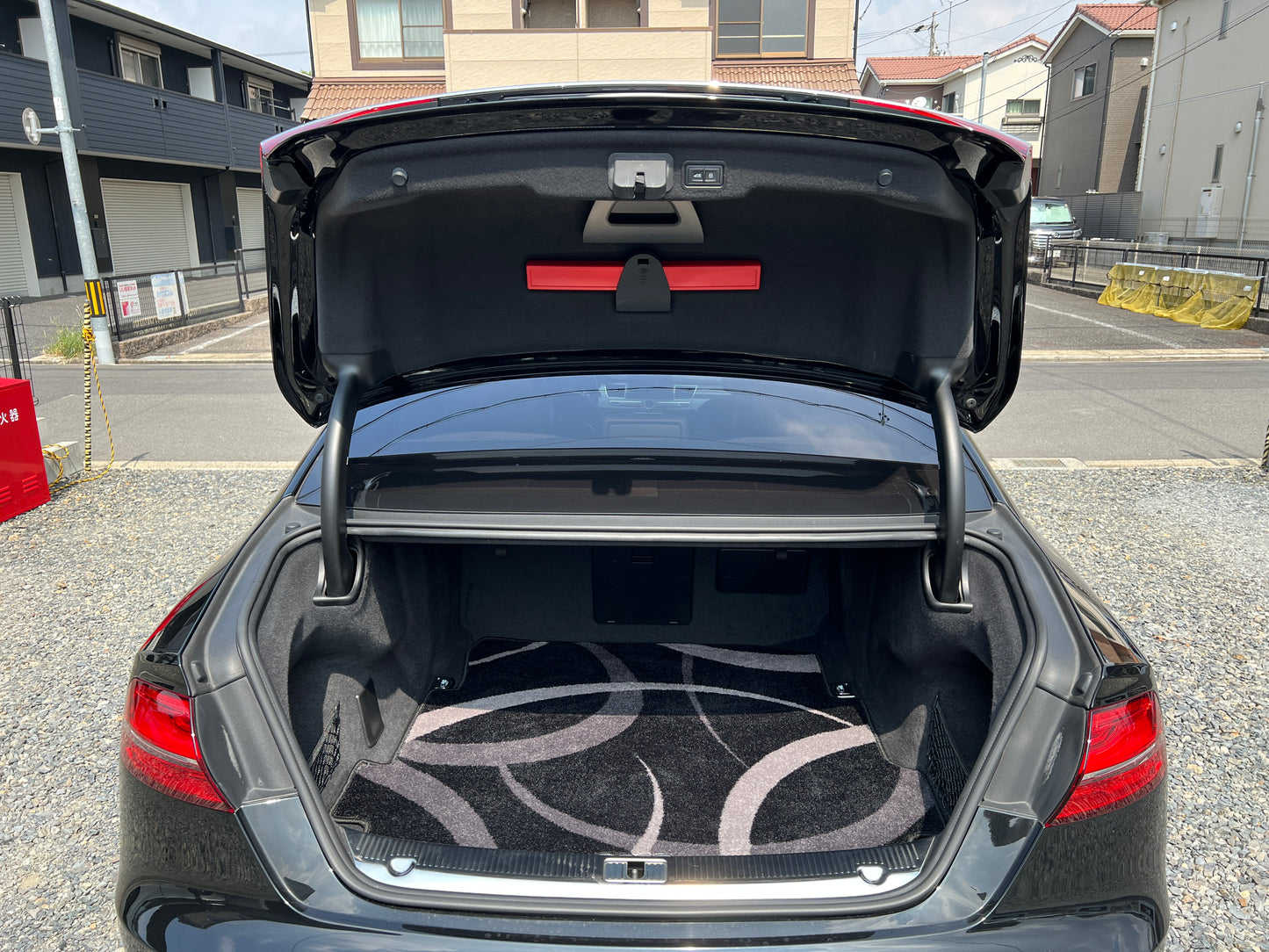 Audi S8 plus | quattro A8 | 4,0L V8 | 175.298 km | 605 PS | Limousine
