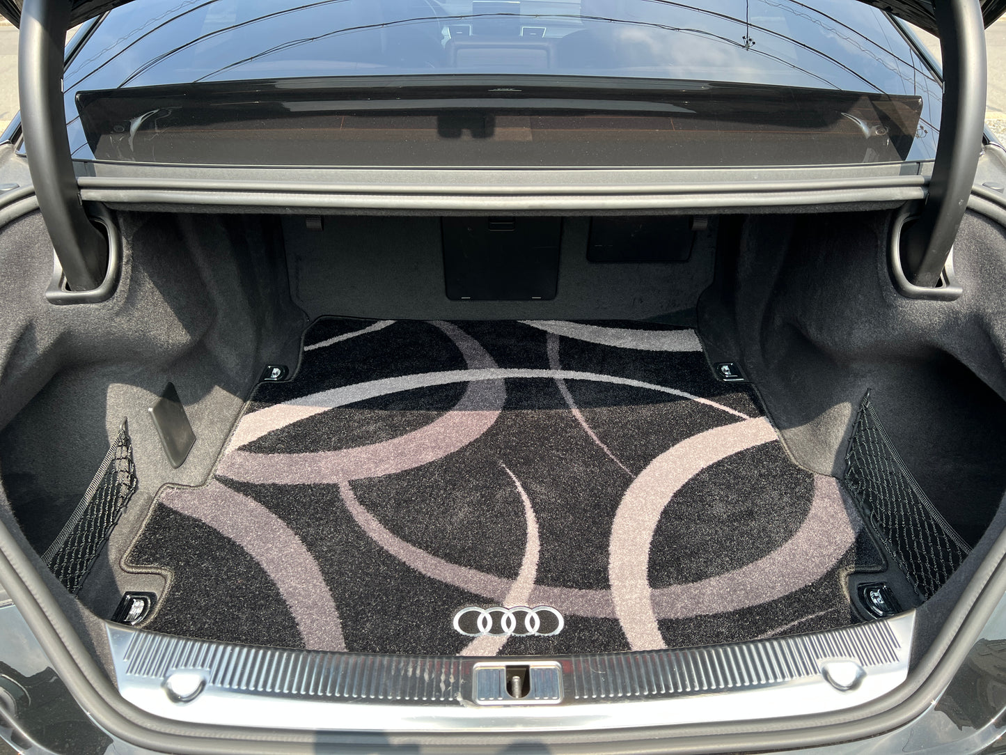Audi S8 plus | quattro A8 | 4,0L V8 | 175.298 km | 605 PS | Limousine