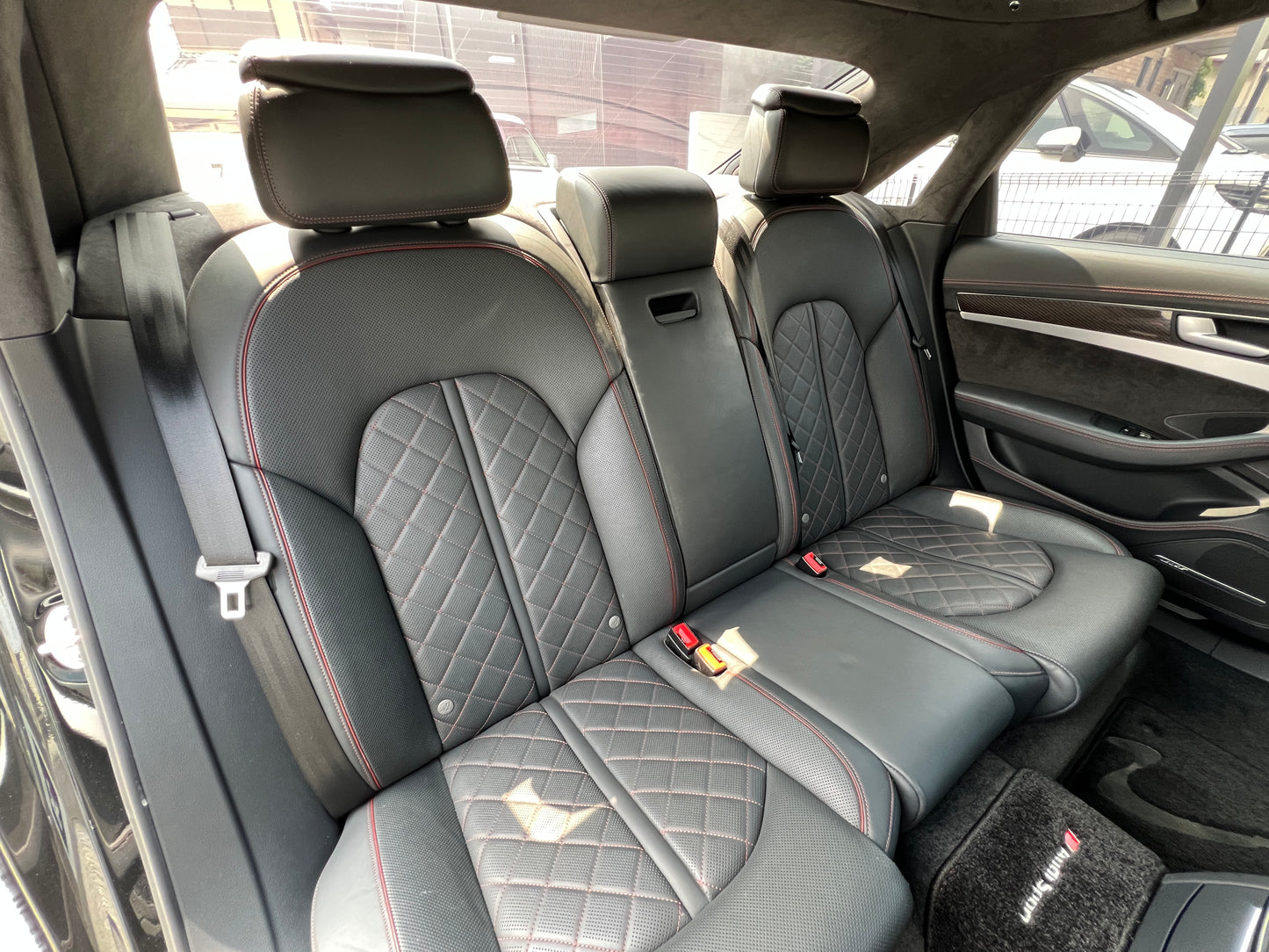 Audi S8 plus | quattro A8 | 4,0L V8 | 175.298 km | 605 PS | Limousine