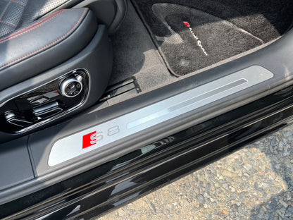 Audi S8 plus | quattro A8 | 4,0L V8 | 175.298 km | 605 PS | Limousine