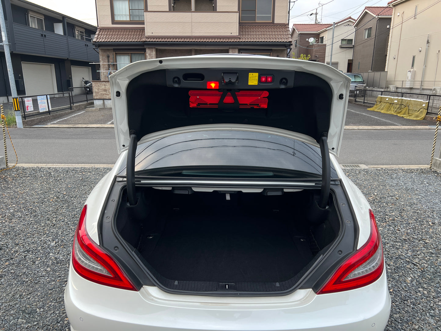 Mercedes Benz CLS350 AMG | C218 | 60.234 km | 306 PS | DISTRONIC PLUS