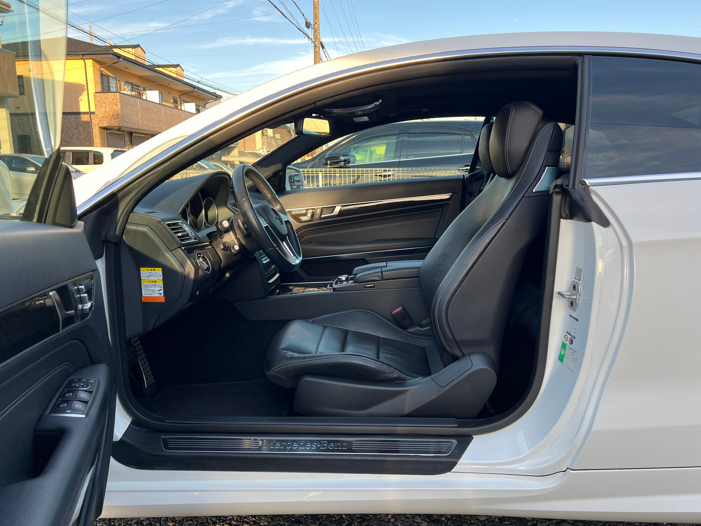 Mercedes Benz E400 AMG | C207 | 50.971 km | 333 PS | 360 Grad Kamera