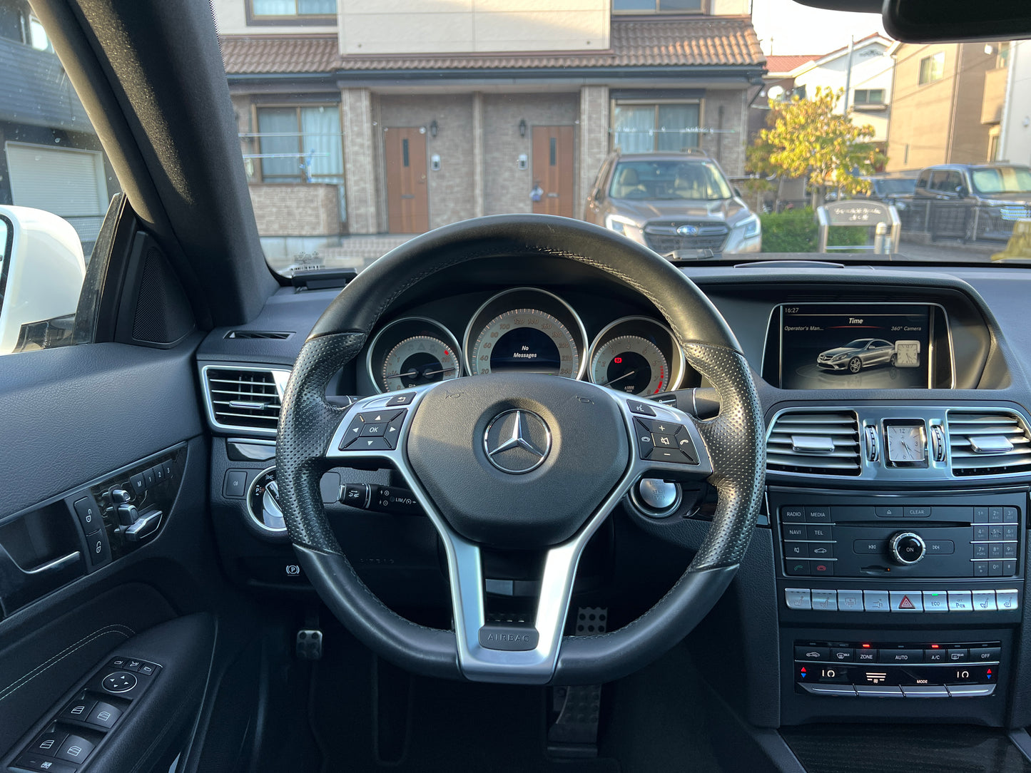 Mercedes Benz E400 AMG | C207 | 50.971 km | 333 PS | 360 Grad Kamera