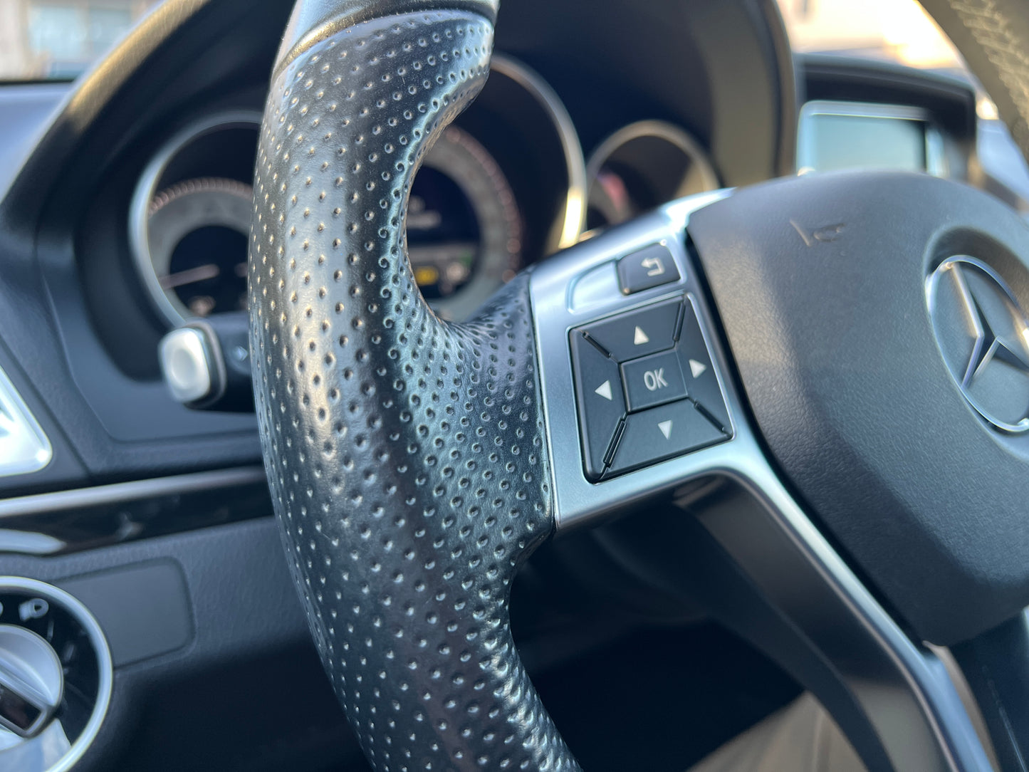 Mercedes Benz E400 AMG | C207 | 50.971 km | 333 PS | 360 Grad Kamera