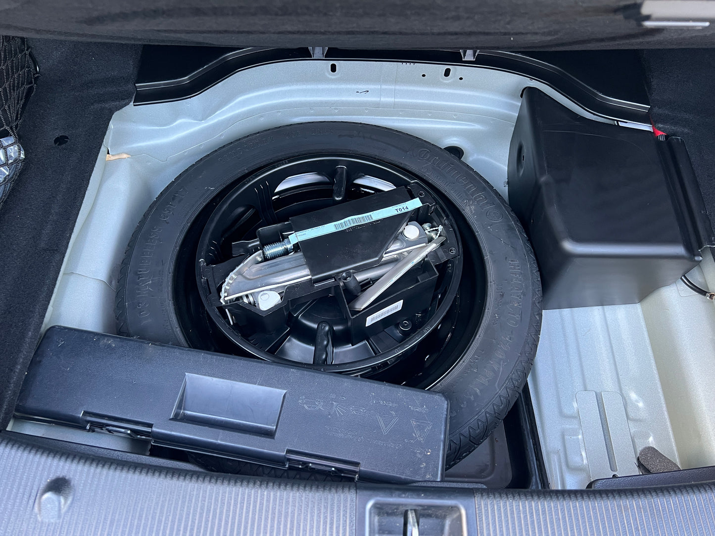 Mercedes Benz E400 AMG | C207 | 50.971 km | 333 PS | 360 Grad Kamera