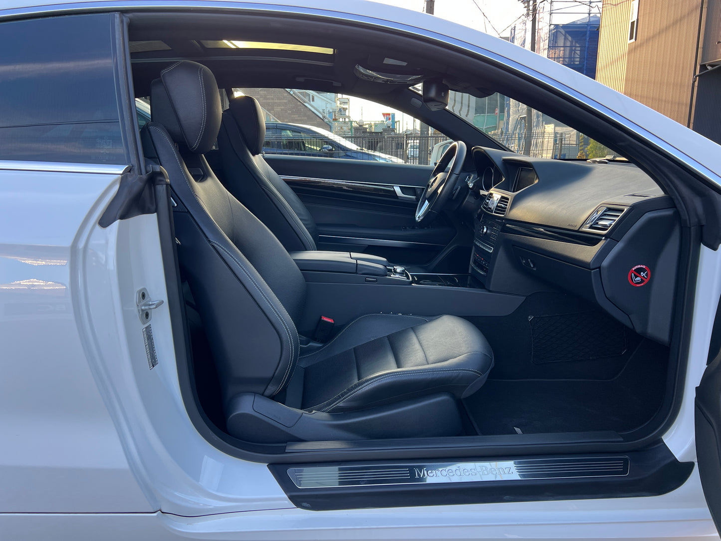 Mercedes Benz E400 AMG | C207 | 50.971 km | 333 PS | 360 Grad Kamera