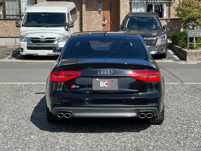 Audi S4 | quattro | 3,0L V6 TFSI | 32.907 km | 333 PS | Facelift