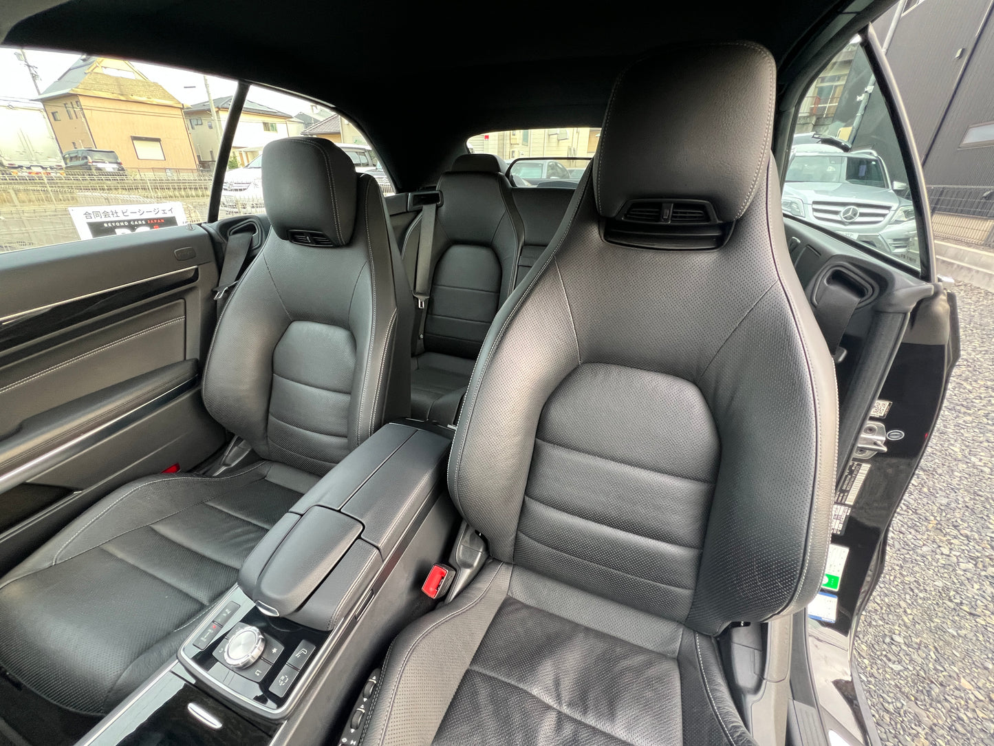 Mercedes Benz E400 AMG | R207 | 97.641 km | 333 PS | Cabrio