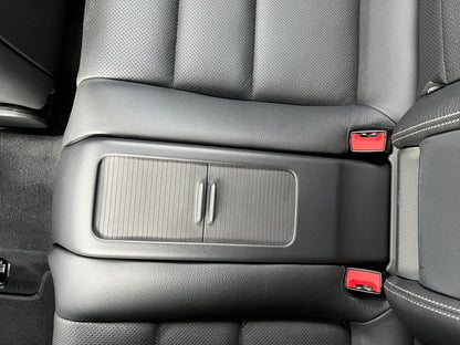 Mercedes Benz E400 AMG | R207 | 97.641 km | 333 PS | Cabrio