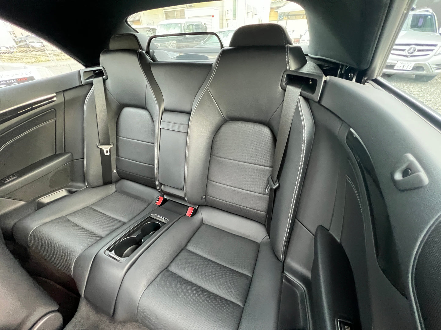 Mercedes Benz E400 AMG | R207 | 97.641 km | 333 PS | Cabrio
