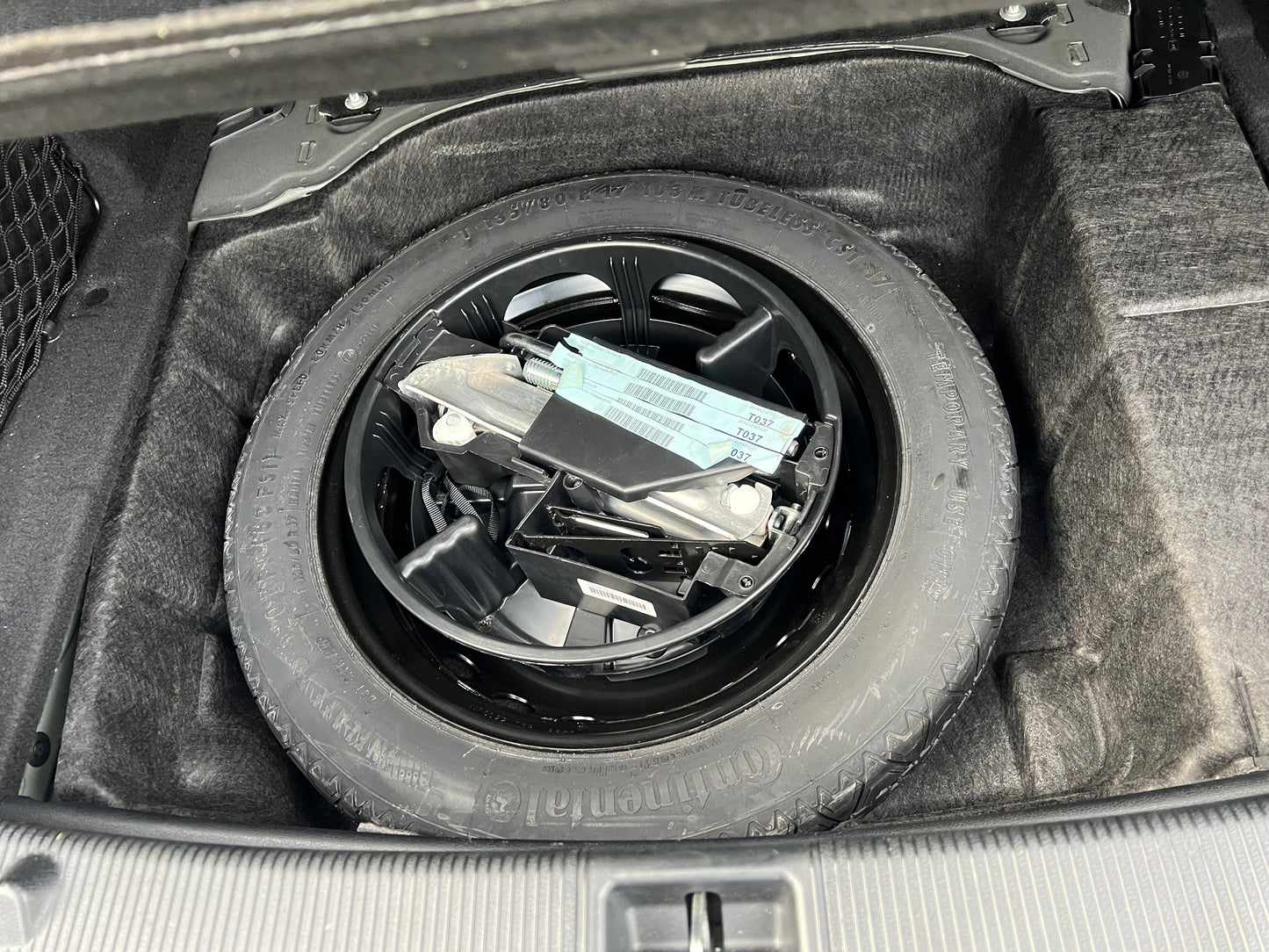 Mercedes Benz E400 AMG | R207 | 97.641 km | 333 PS | Cabrio