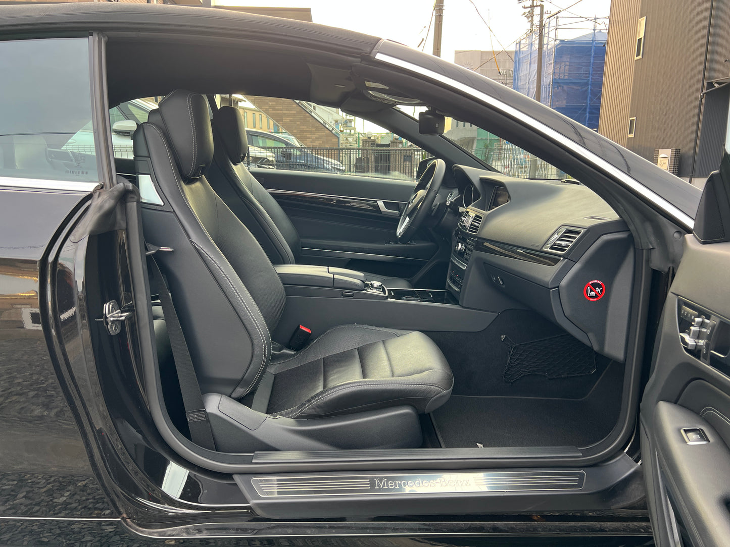 Mercedes Benz E400 AMG | R207 | 97.641 km | 333 PS | Cabrio