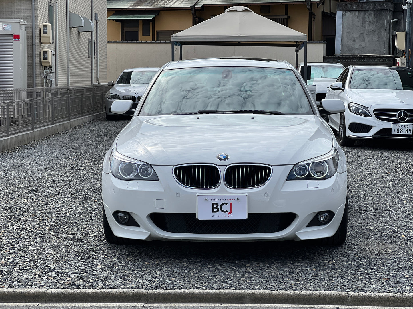 BMW 530i M-Package | E60 | 83,217 km | 258 hp | Sedan | Heated rear seats