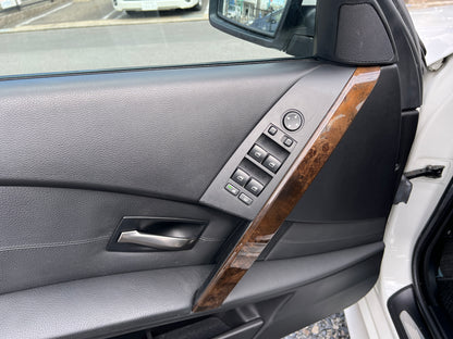 BMW 530i M-Package | E60 | 83,217 km | 258 hp | Sedan | Heated rear seats
