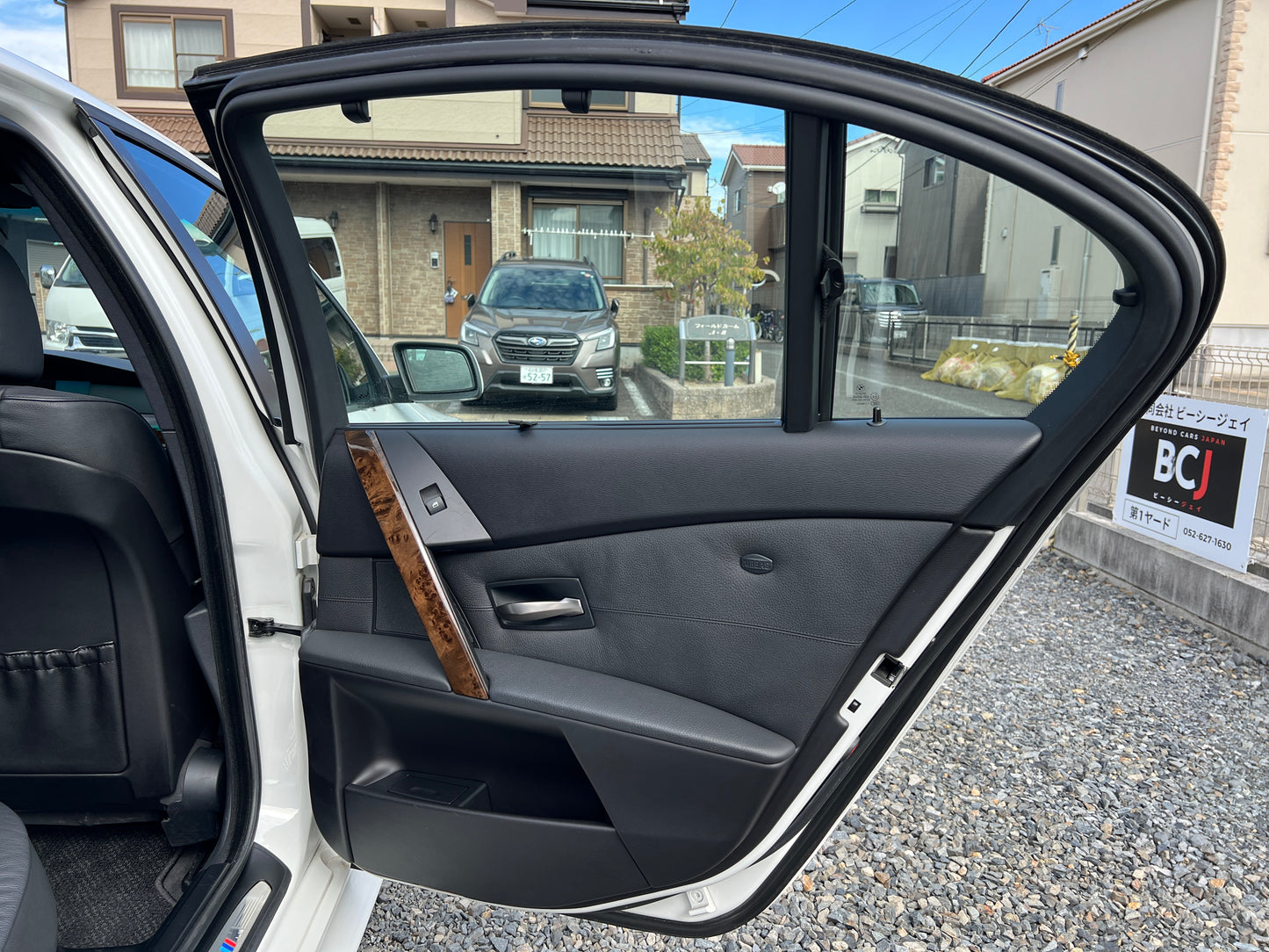 BMW 530i M-Package | E60 | 83,217 km | 258 hp | Sedan | Heated rear seats