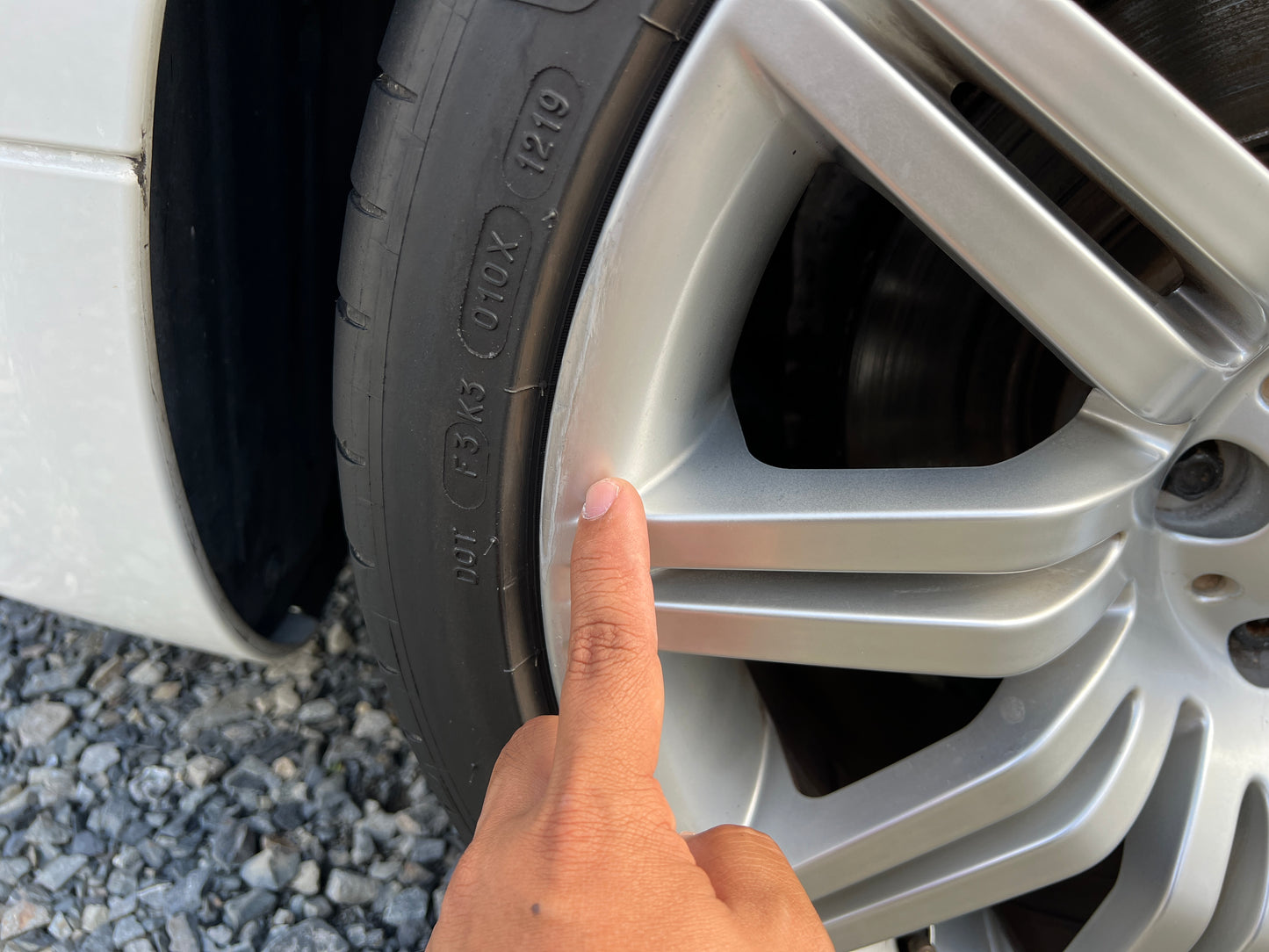 BMW 530i M-Package | E60 | 83,217 km | 258 hp | Sedan | Heated rear seats