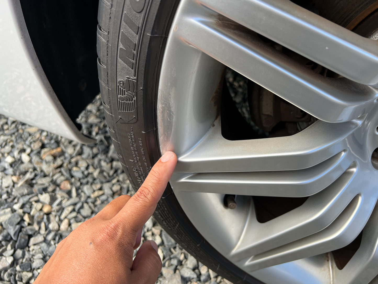 BMW 530i M-Package | E60 | 83,217 km | 258 hp | Sedan | Heated rear seats