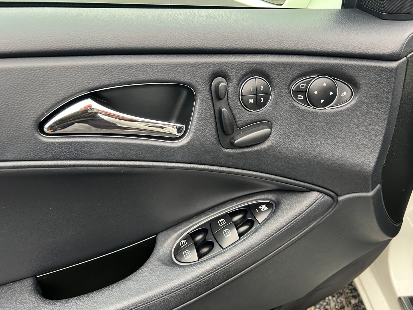 Mercedes Benz CLS350 Facelift | C219 | 104.548 km | 272 PS | Schiebedach