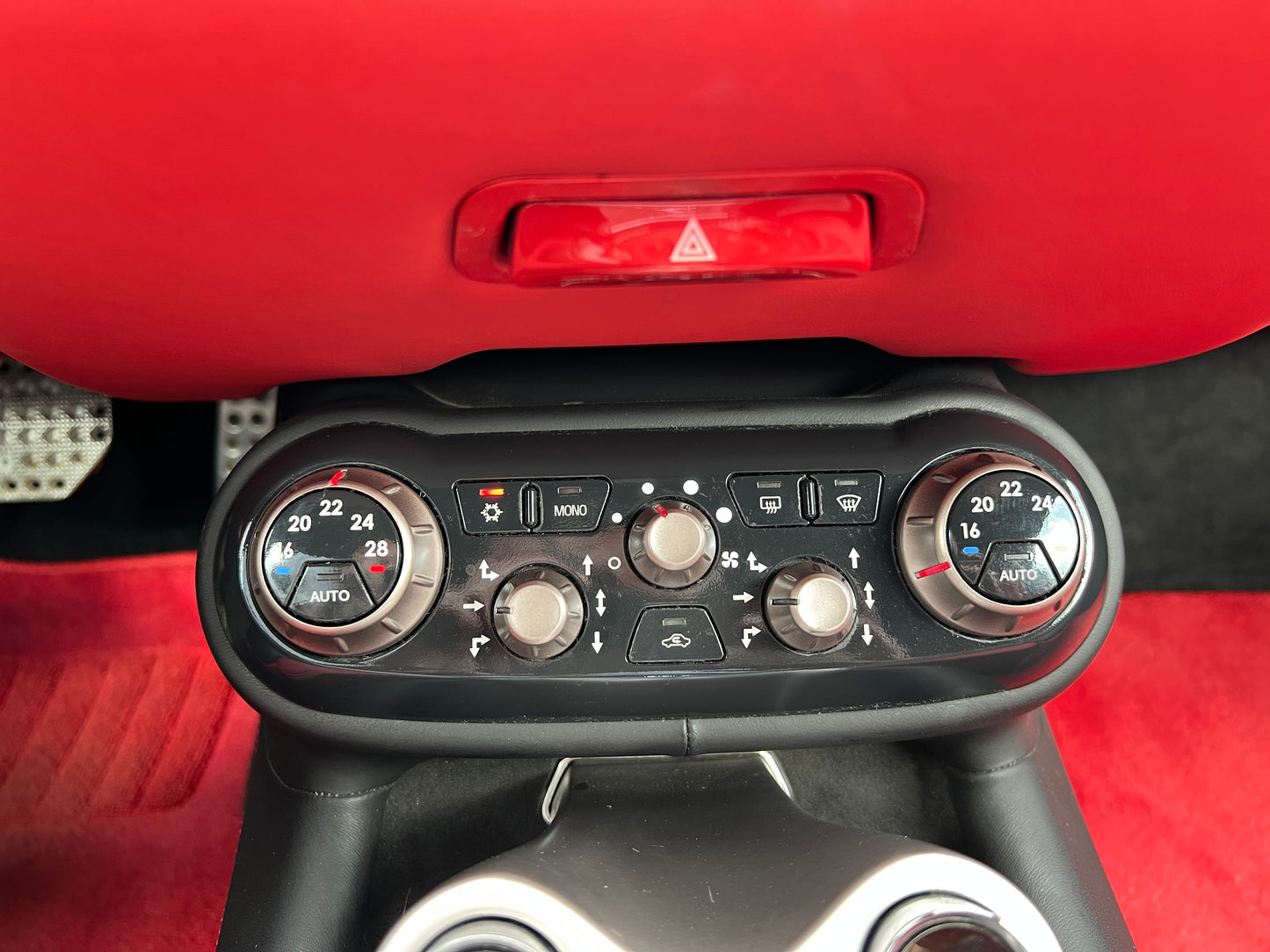 Ferrari California | F149 | 52.392 km | 460 PS | Cabrio