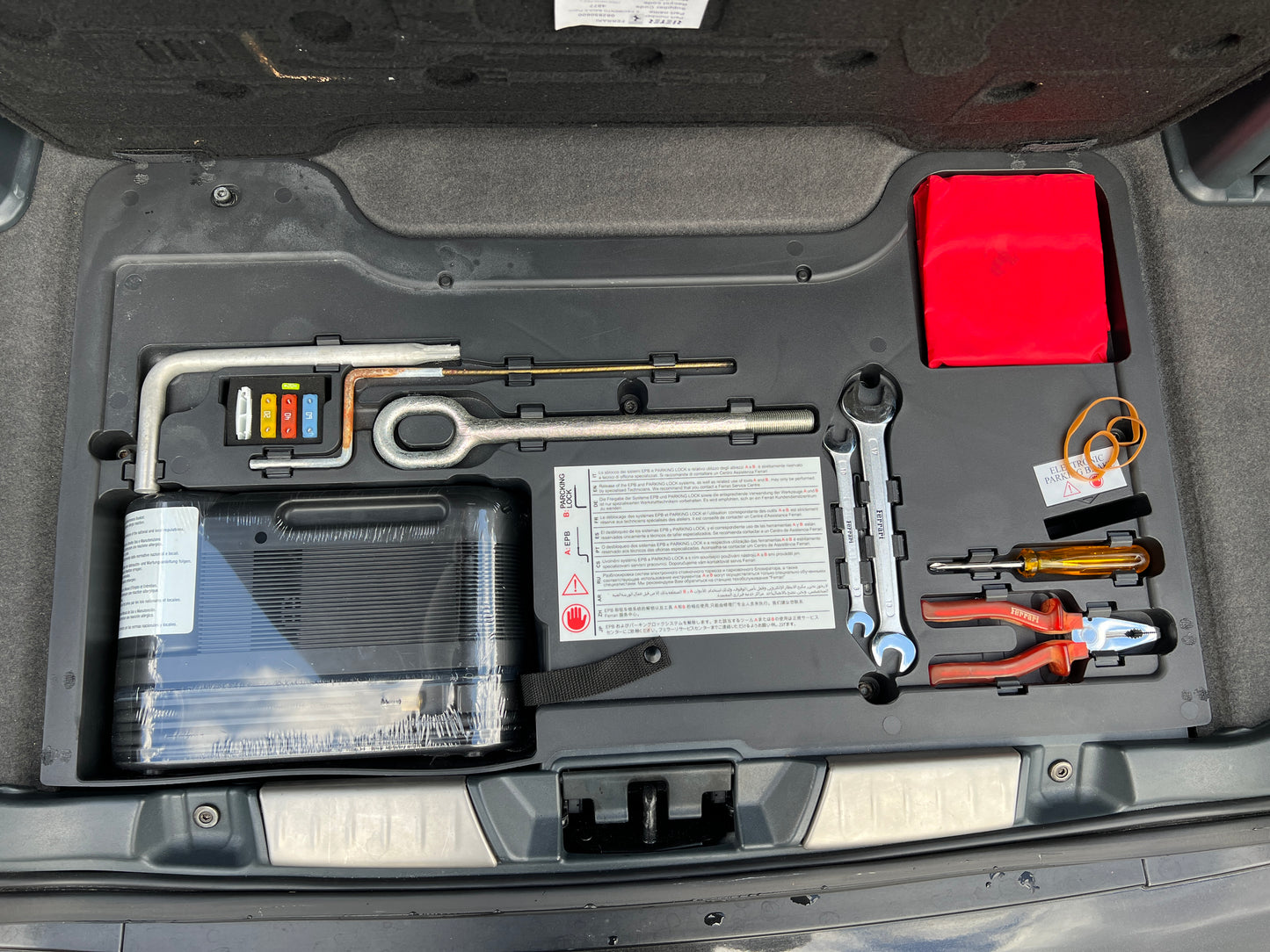 Ferrari California | F149 | 52.392 km | 460 PS | Cabrio