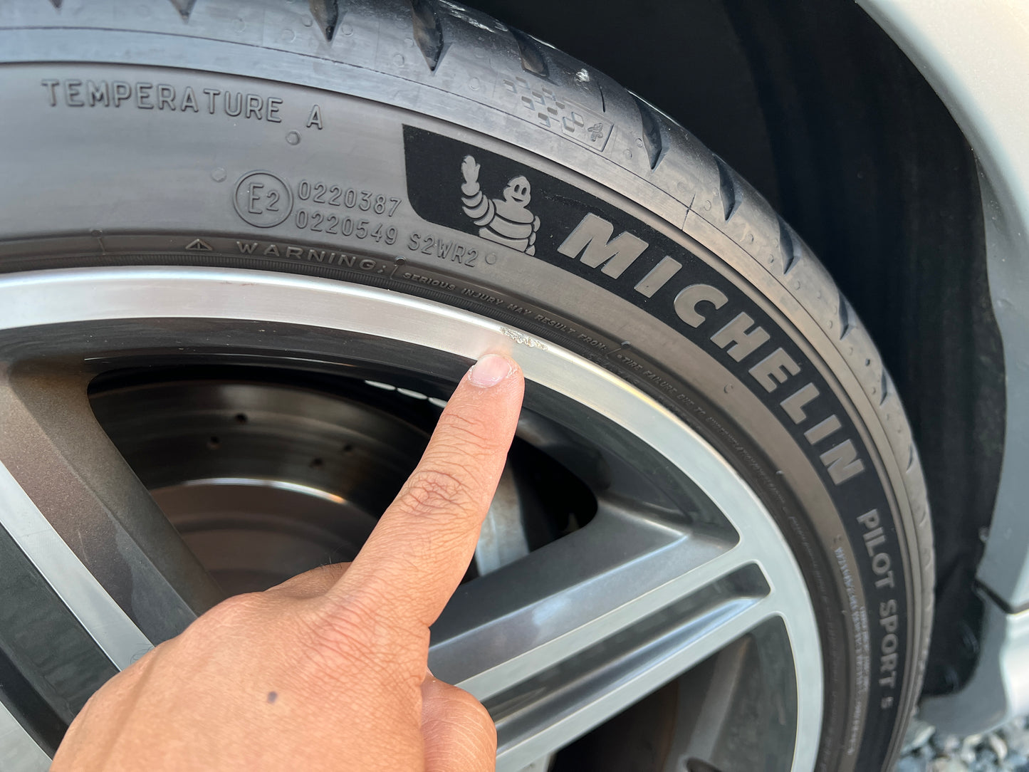 Mercedes Benz E63 AMG | W211 | 94.425 km | 514 PS | Harman/Kardon | Avantgarde