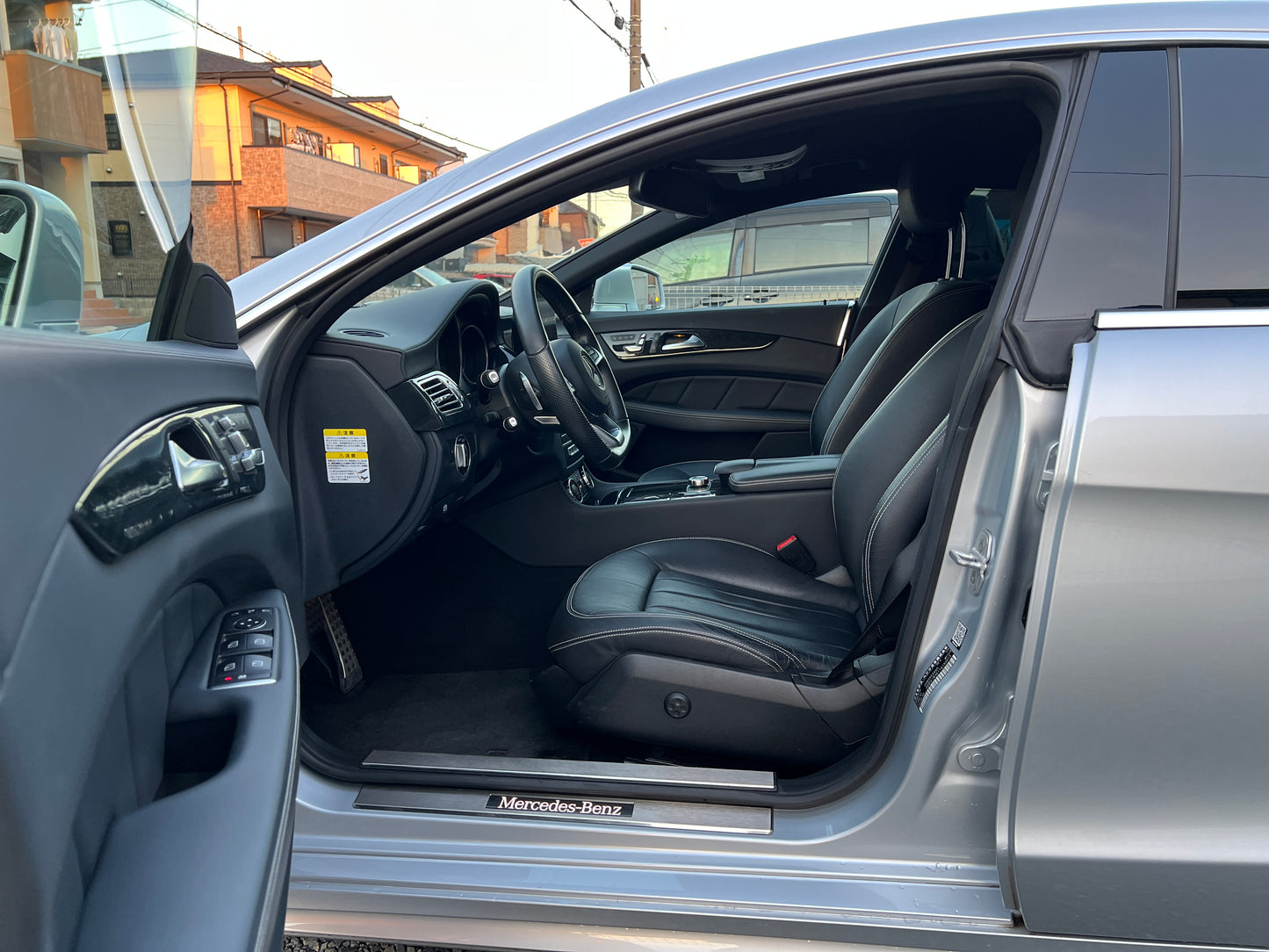 Mercedes Benz CLS400 AMG | C218 | 90.151 km | 333 PS | Sitzheizung hinten