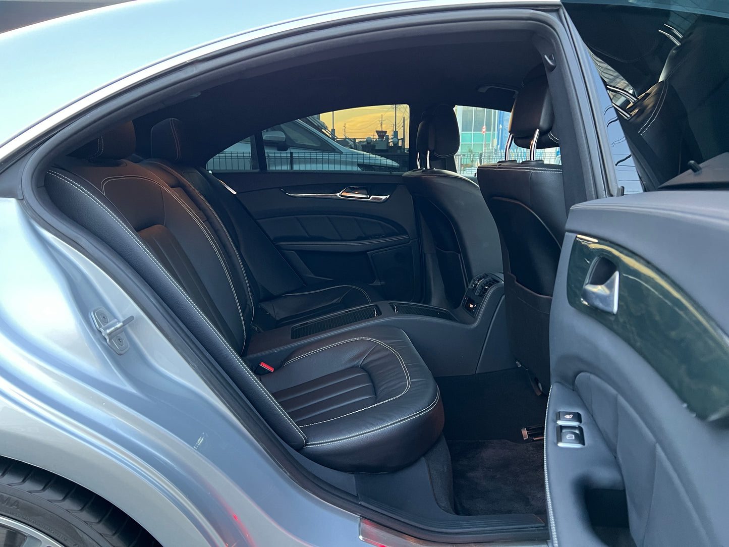 Mercedes Benz CLS400 AMG | C218 | 90.151 km | 333 PS | Sitzheizung hinten