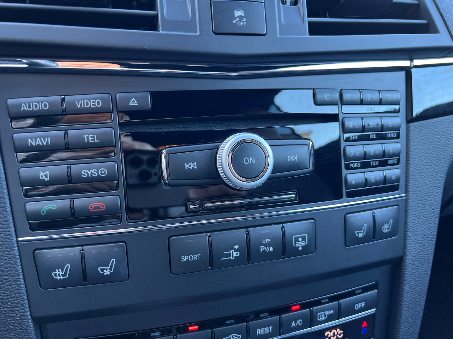 Mercedes Benz E500 AMG | C207 | 65.529 km | 387 PS | Harman/Kardon