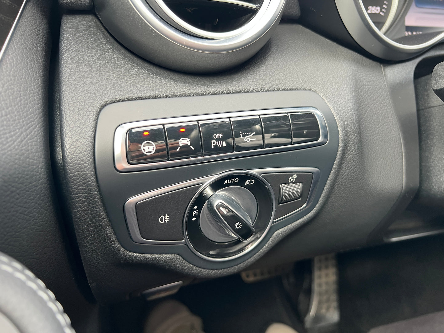 Mercedes Benz C200 AMG | W205 | 88.348 km | 184 PS | Head-Up