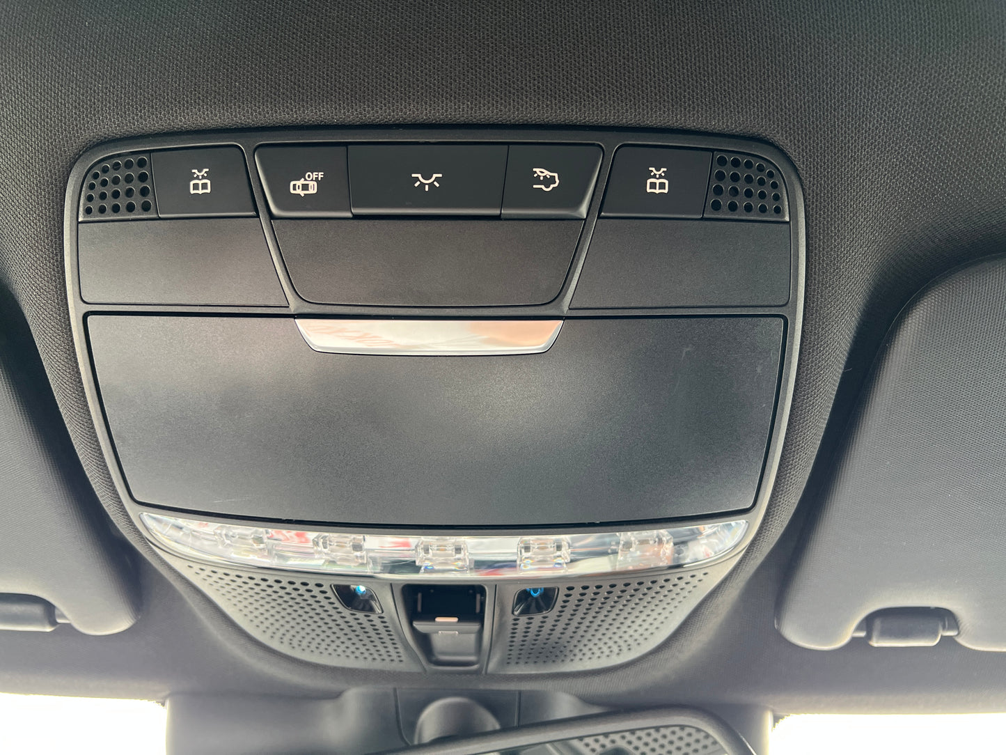 Mercedes Benz C200 AMG | W205 | 88.348 km | 184 PS | Head-Up