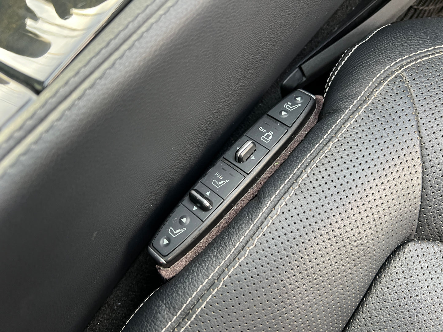 Mercedes Benz CLS500 AMG | C218 | 74.931 km | 408 PS | Coupé | Harman/Kardon