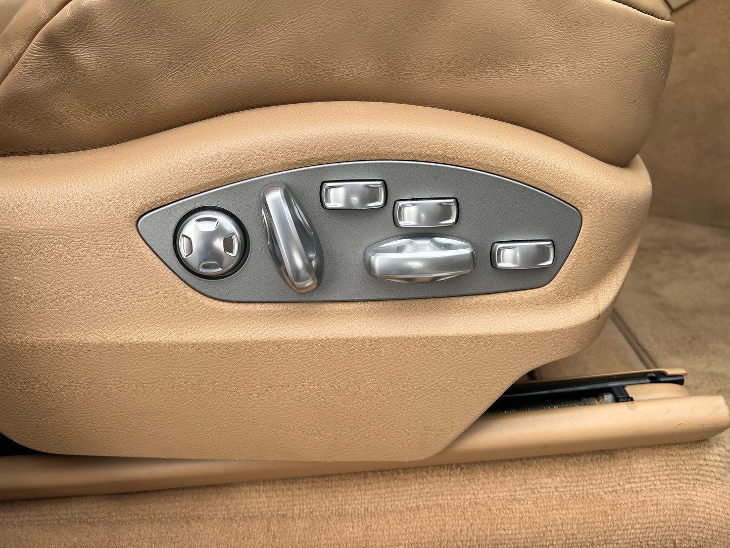 Porsche Macan Turbo | 95B | 102.287 km | 400 PS | PDK | Apple CarPlay!