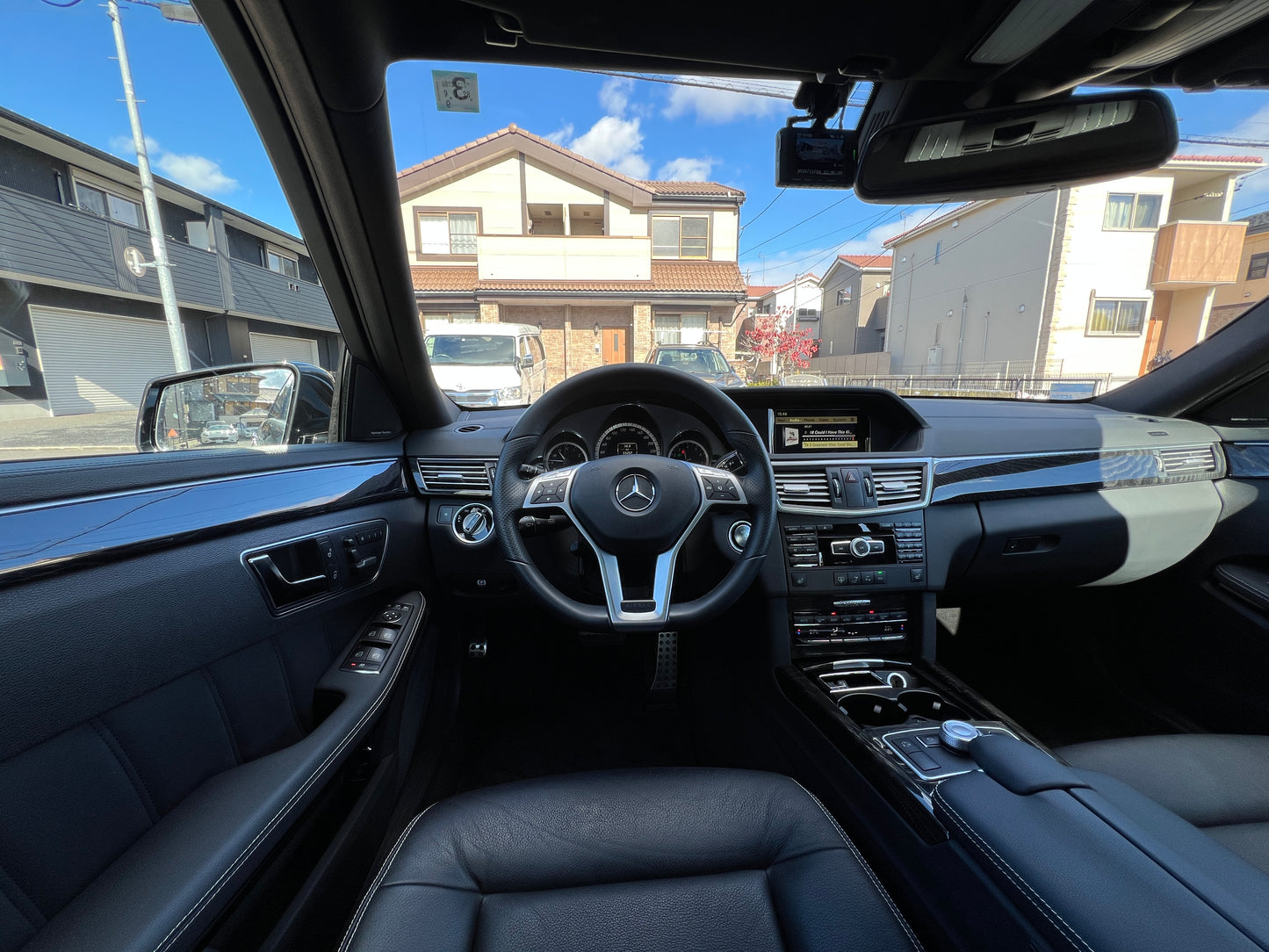 Mercedes Benz E500 AMG | W212 | 53.287 km | 408 PS | Harman/Kardon