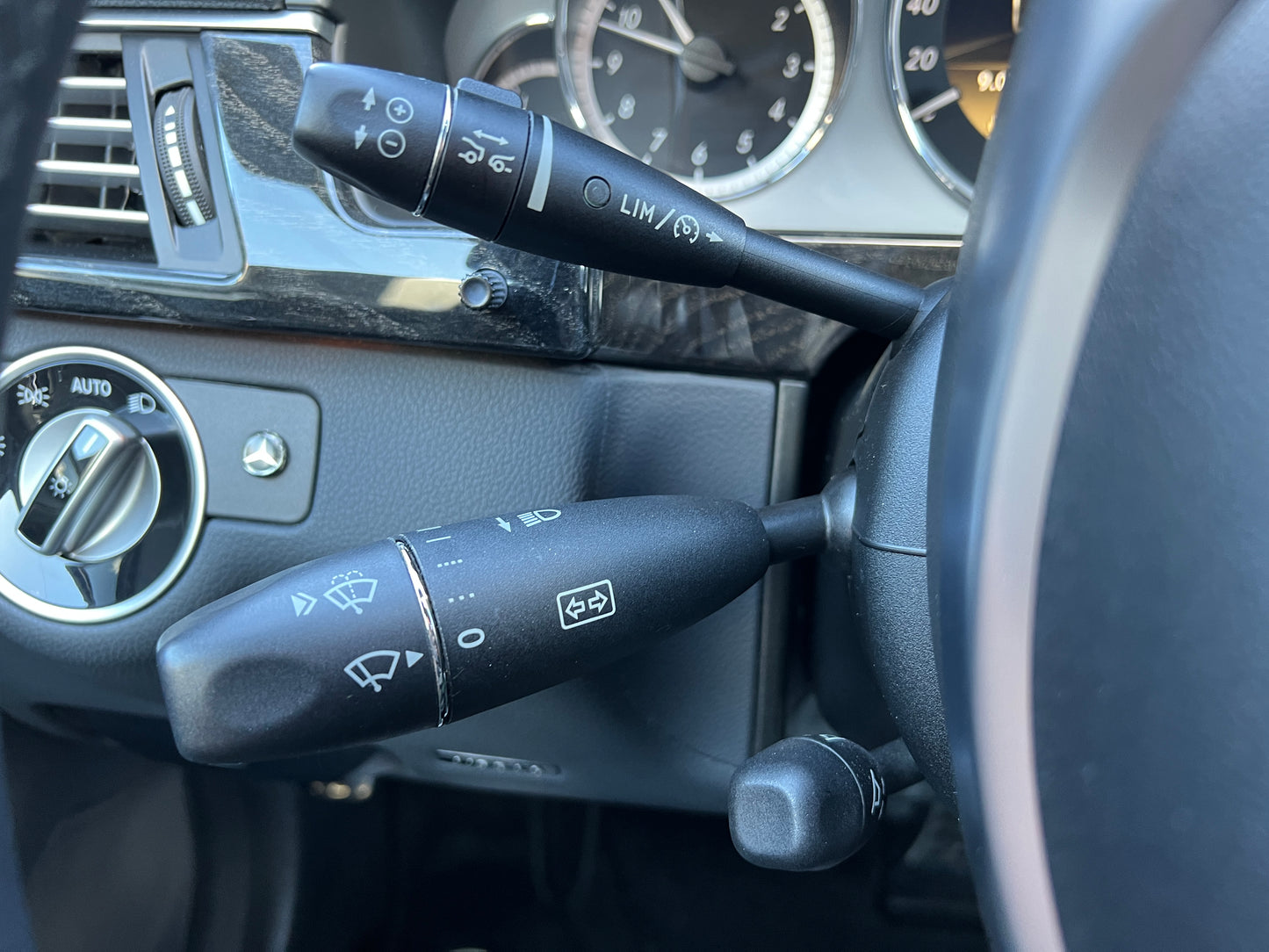 Mercedes Benz E500 AMG | W212 | 53.287 km | 408 PS | Harman/Kardon