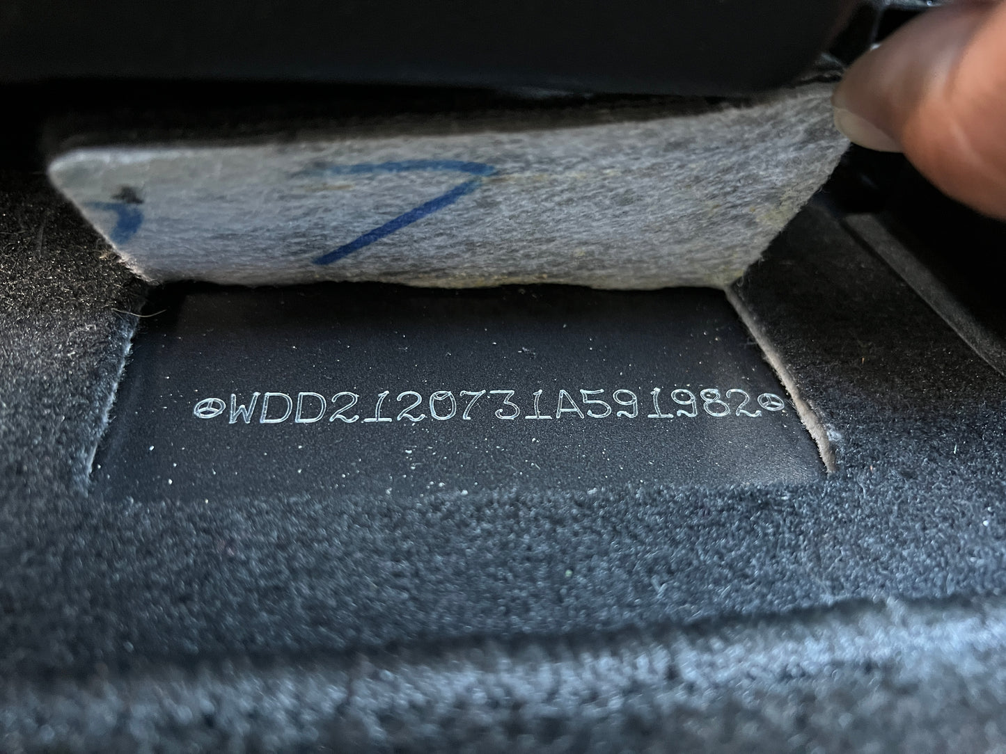 Mercedes Benz E500 AMG | W212 | 53.287 km | 408 PS | Harman/Kardon