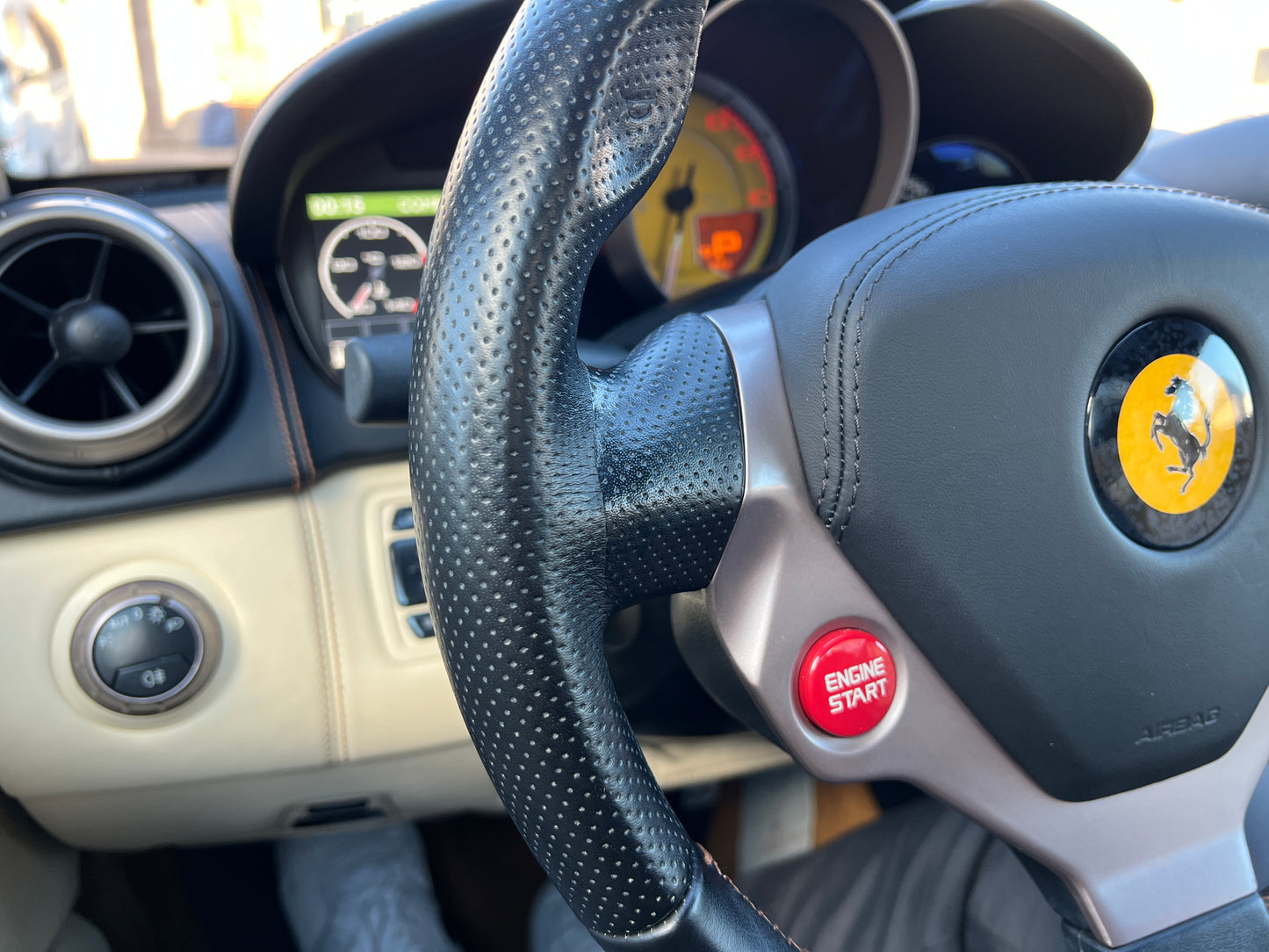 Ferrari California 30 | F149S | 27.497 km | 460 PS | Cabrio