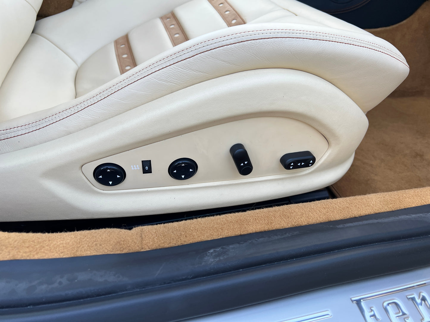 Ferrari California 30 | F149S | 27.497 km | 460 PS | Cabrio