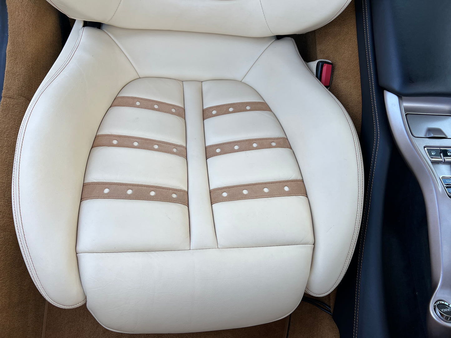 Ferrari California 30 | F149S | 27.497 km | 460 PS | Cabrio