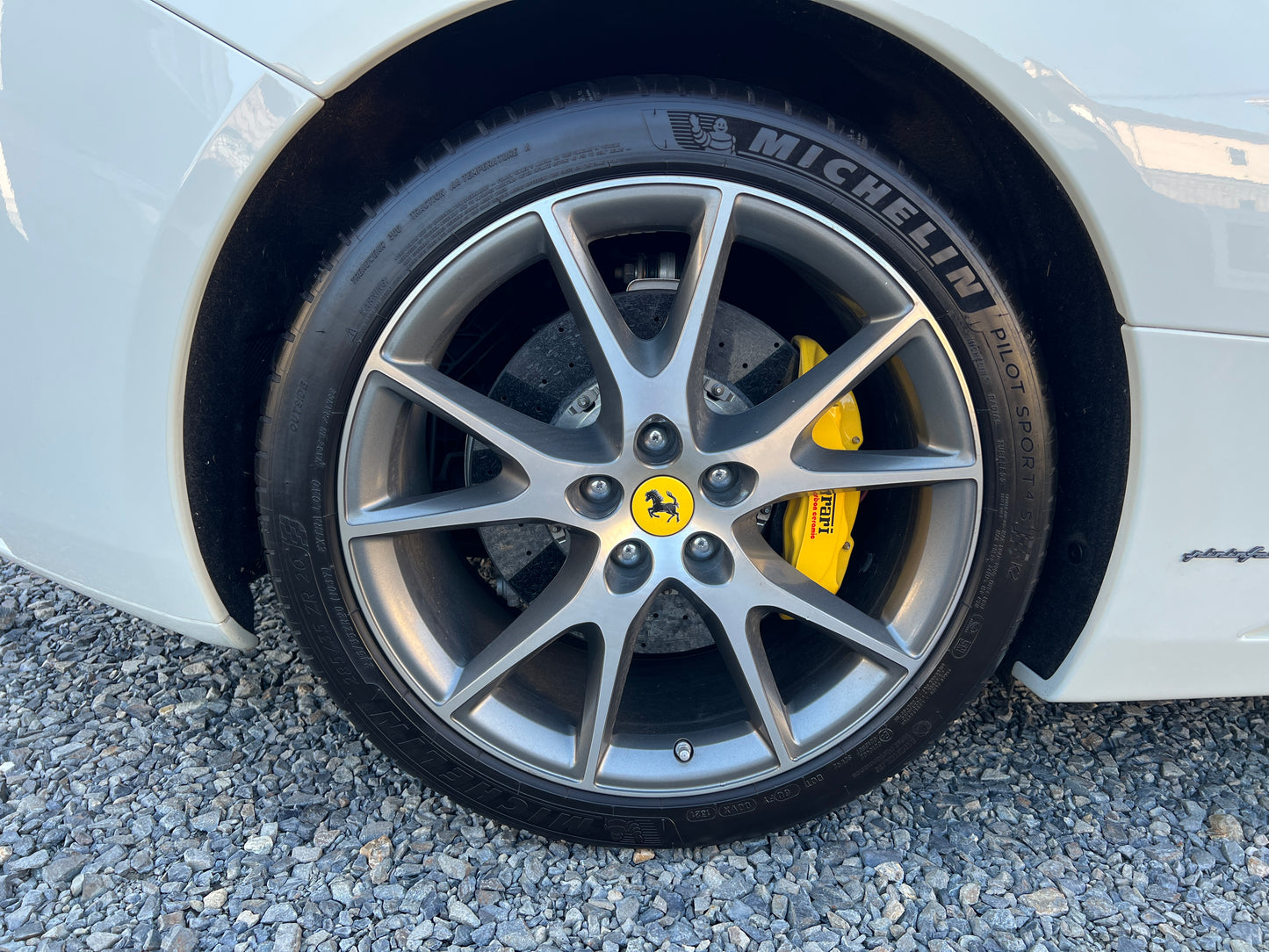 Ferrari California 30 | F149S | 27.497 km | 460 PS | Cabrio