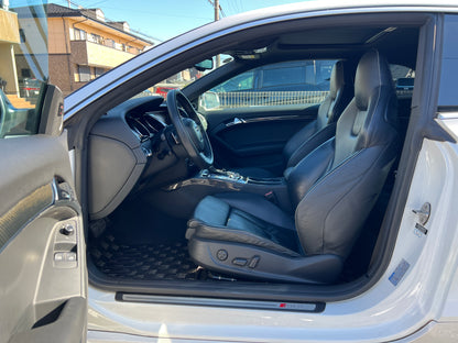 Audi RS5 quattro | 4,2L V8 FSI | 91.086 km | 450 PS | Sport | Coupé