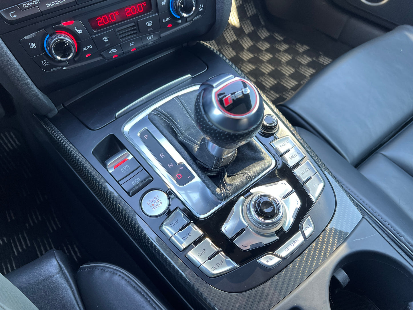 Audi RS5 quattro | 4,2L V8 FSI | 91.086 km | 450 PS | Sport | Coupé